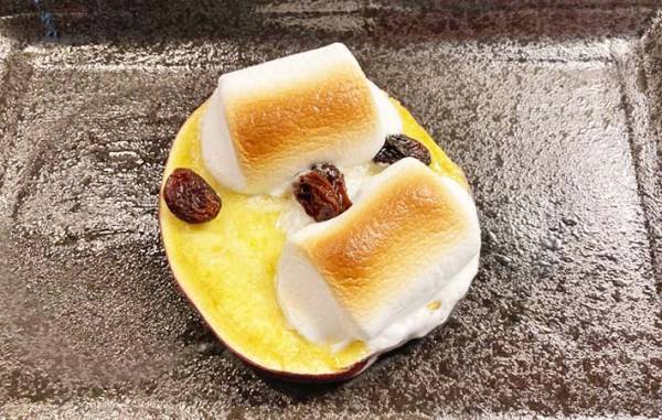 「絶妙な組み合わせ」　サツマイモの上に乗せたのは…？