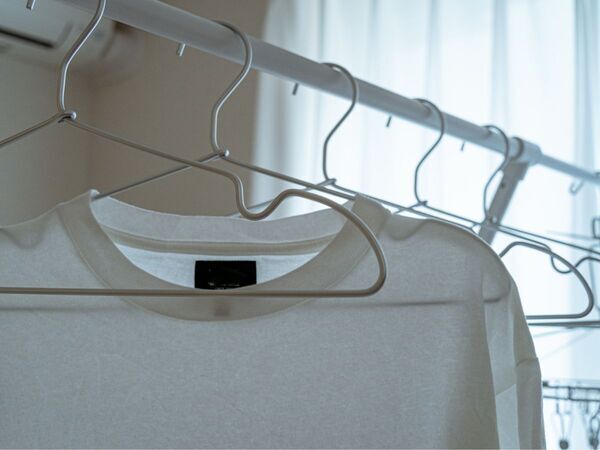 洗濯物の嫌な黒ずみ　原因に「そこは盲点」「すぐ掃除します」