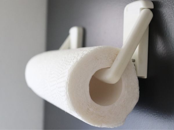 キャンプにワセリン持って行って！　万能アイテム３選に「意外」「もう必需品だわ」