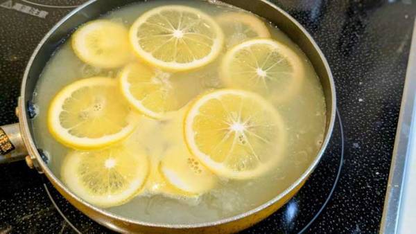 リンゴ農家の『ホットドリンク』が話題　リンゴジュースとレモンを煮るだけで？