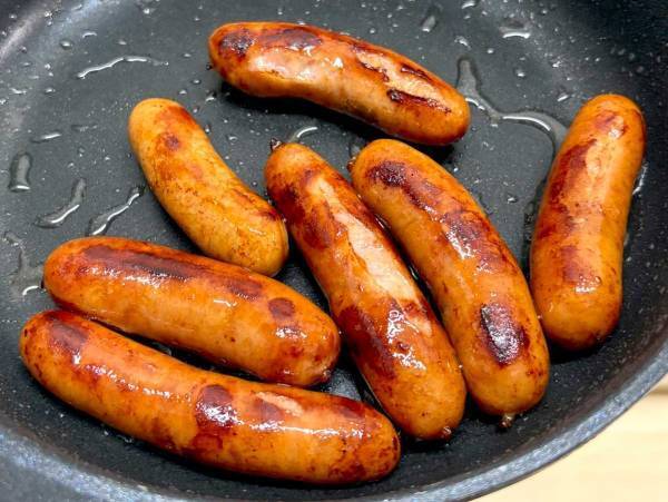 ウインナーを焼いた後…　おいしい焼き方に「最近で一番のライフハック！」「この視点はなかった」