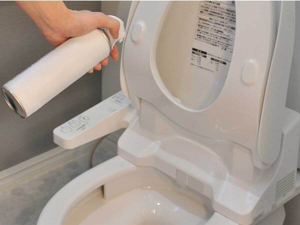 「便座に直接かけないで！」　アース製薬が注意を呼びかけ