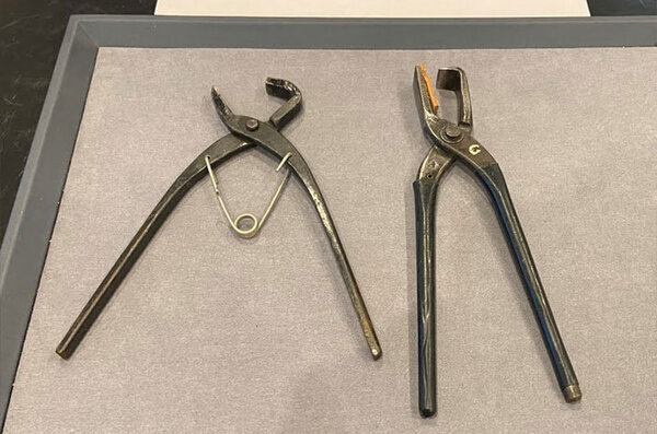 ファスナーのプロが教える『ファスナーが動かなくなった時の対処法』とは？