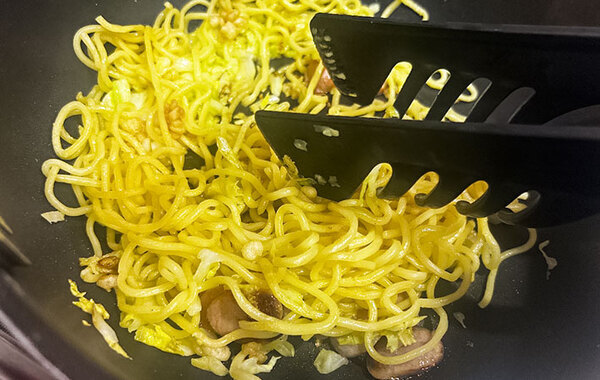 まだ肉と野菜から炒めてる？　企業が教える調理法に「家族が大絶賛」「いいこと知った」