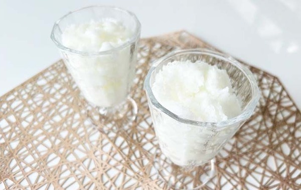 材料２つを混ぜて冷凍庫へ　２時間後…「濃厚な味わい！」「リピート確定」