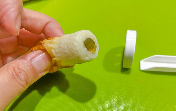 １００均の便利グッズでちくわが変身！　使い方に「簡単」「仕上がりがきれい」