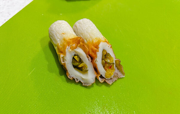 １００均の便利グッズでちくわが変身！　使い方に「簡単」「仕上がりがきれい」