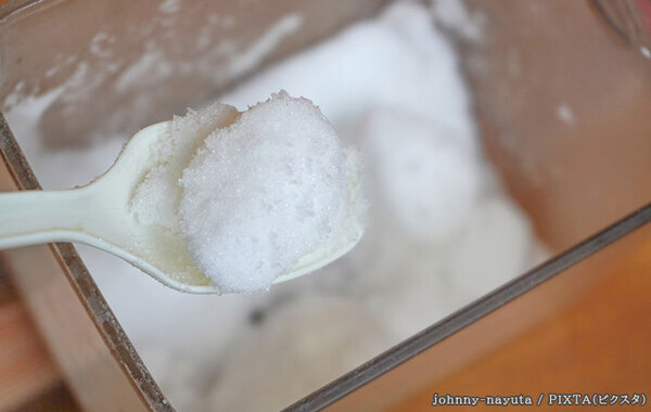 砂糖がガチガチに固まった…　メーカーに聞いた『戻し方』が意外と簡単そう！
