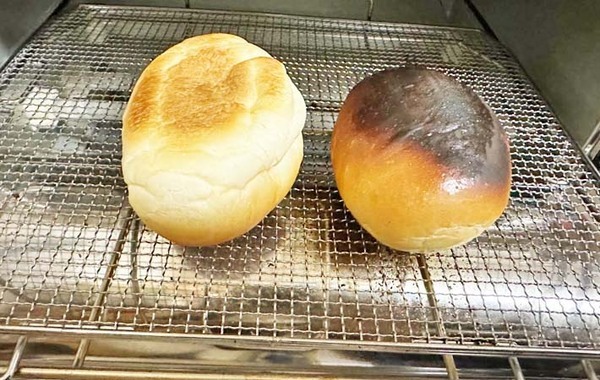 まだそのまま焼いてる？　ロールパンは焼く前に…「ビックリ！」