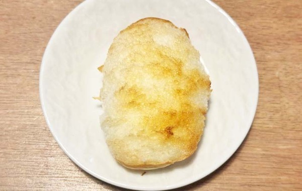 まだそのまま焼いてる？　ロールパンは焼く前に…「ビックリ！」