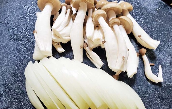 「手が止まらない」「さっぱり」　ハヤシライス作りに使ったのは…？