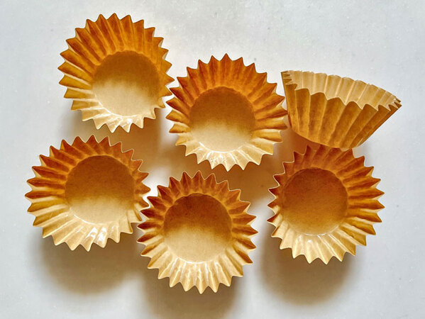 弁当作りに困ったらコレ！　カップを６つ用意して…「いいこと知った」「試します」