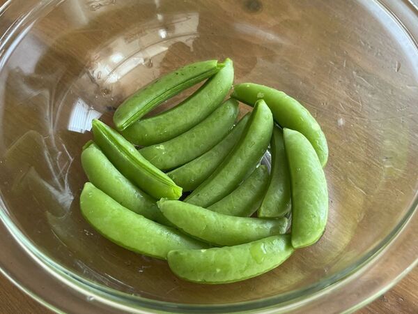 筋取りが驚くほど簡単に！　スナップエンドウの下処理テクニック