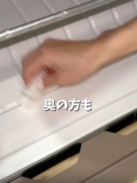 冷蔵庫の『野菜室』をきれいにするなら？　効果的な掃除法に「知らなかった」