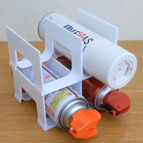 ダイソーの『ペットボトルラック』が便利！　「万能すぎ」「早速買います」