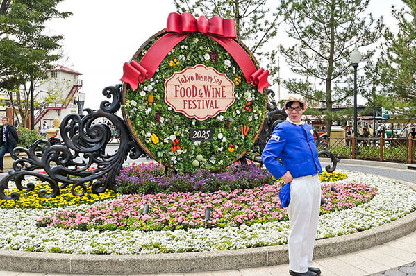 ダッフィー２０周年のイベント、ドナルドが主役のパレードが開始！　一石三鳥のお土産も