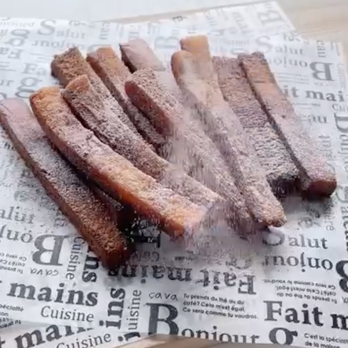 子供のおやつに困ったら？　パンの耳のアレンジ法に「ヤバい」「今度やる」