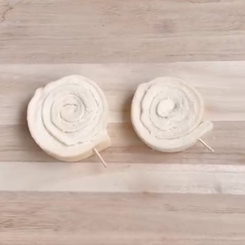 子供のおやつに困ったら？　パンの耳のアレンジ法に「ヤバい」「今度やる」