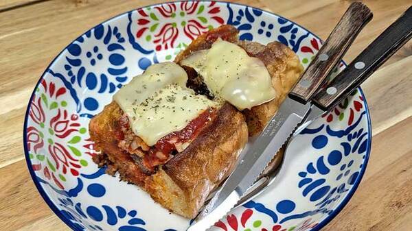 ピーマンの肉詰めじゃなくて…　作ったものに「大天才」「こんなのうまいに決まってる」