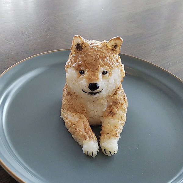 おにぎりの１枚に「食べられない」　思わずためらう理由が…