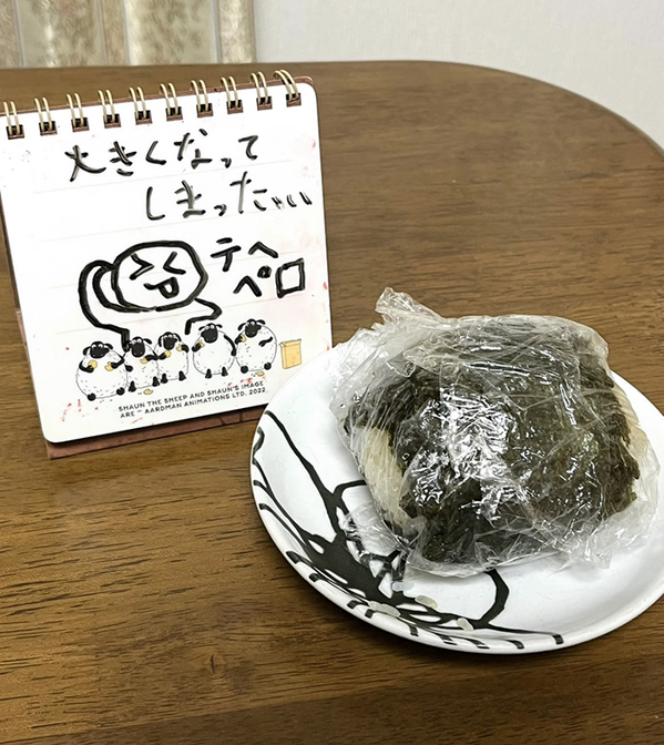 母「息子のおにぎりを一生残したい」　とった行動に「天才か？」「待って、自分もやる！」