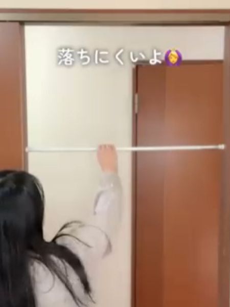 突っ張り棒が落下するなら…　意外と知らない正しい取り付け方