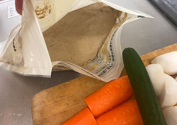 「ぬか床の常識が覆った」「これ革命でしょ」　毎日のかき混ぜ不要！無印の『誰でもできるぬか床』が便利すぎた