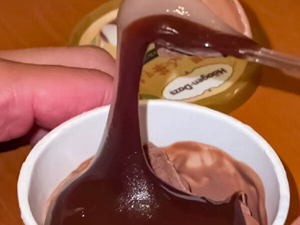 「日本が恋しくて泣ける…」　外国人がハマったスイーツが、まさかの