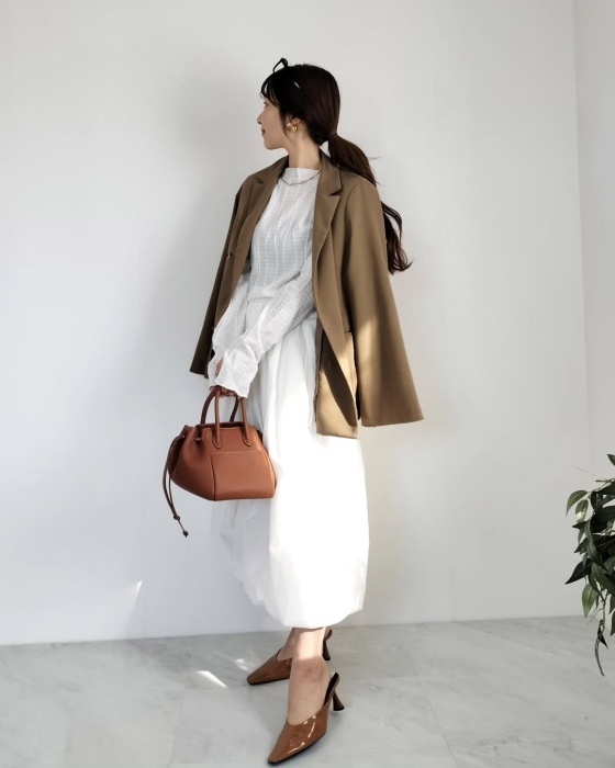 デートコーデにも使えるGUの『バブルアイテム』３選　「全部欲しい」「毎日着たい」