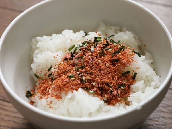 収納に困るふりかけ　裏技に「天才！」「助かります」