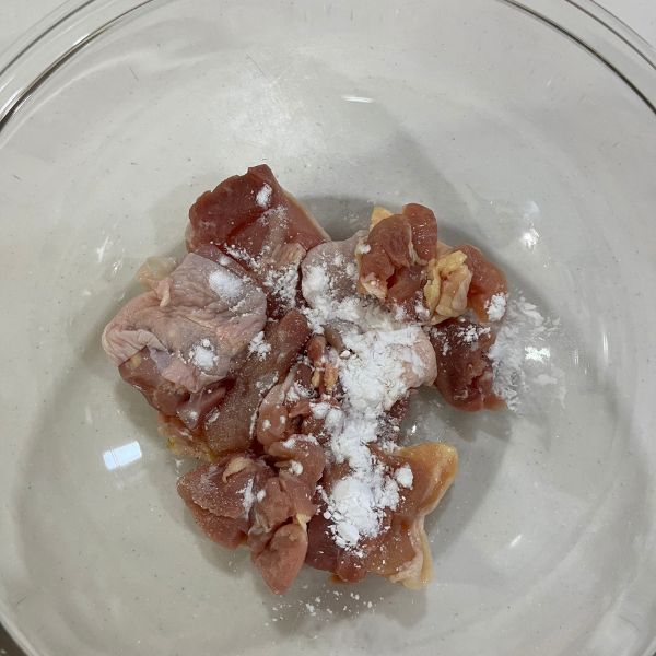 フライパンなしで超簡単！　たれが絡んだおいしい『照り焼きチキン』の作り方