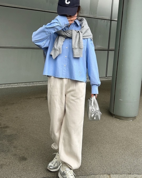 「生地感いい」「気になってた」　UNIQLO新作『オックスフォードシャツ』の魅力とは