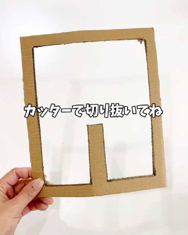 厚紙に透明テープを貼って…　できたものに「素敵すぎる」「やってみます！」