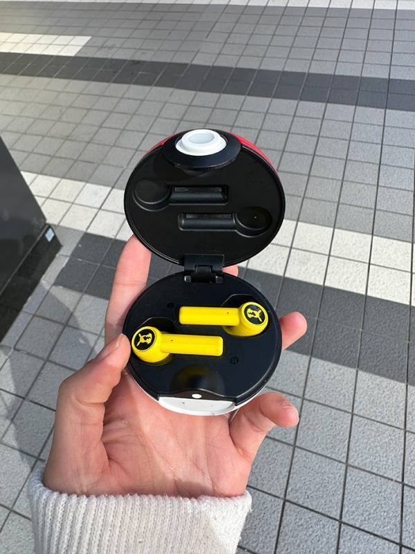 「喉から手が出るほど欲しい」「最高」　イヤホンケースの形が？「天才すぎる！」