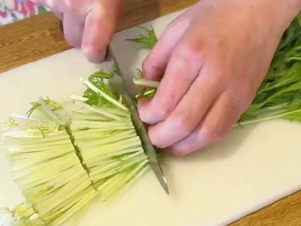 水菜サラダに「おかわりが止まりません」　味付けが肝心で？「子供も好きそう！」