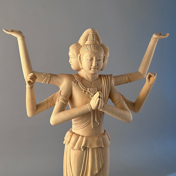 大学の修了制作で作った『木彫り』作品　大反響のワケに「思わず合掌してしまった」