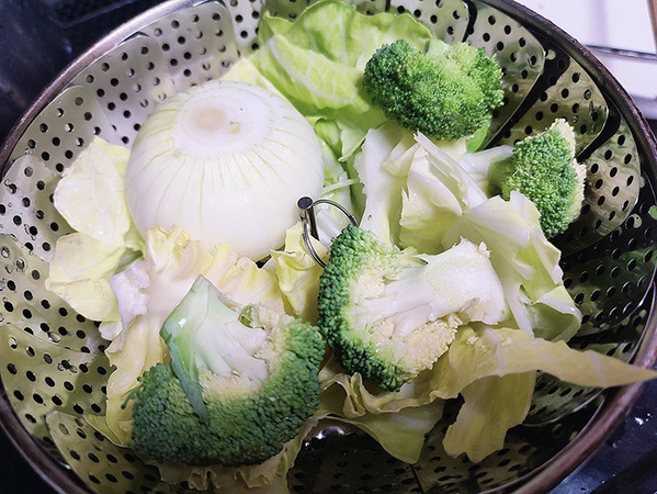 １００均で買える『せいろ』が超便利？　「ダイソーに走らんと」「買わなきゃ」