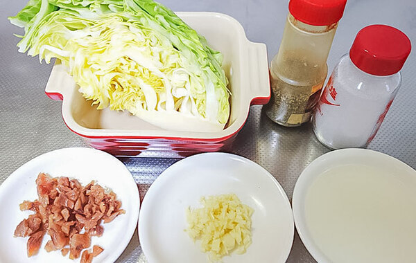 切ってフライパンにドーン！　できた簡単おかずに「家族から大好評！」