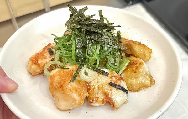 「パサつかない」「ご飯が進む」　鶏むね肉の味付けに使ったのは…？