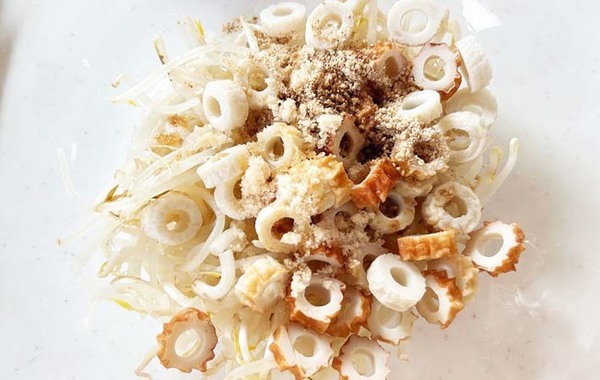 ちくわを輪切りにして…？　企業が教える『簡単おかず』に「次は倍量で作る」