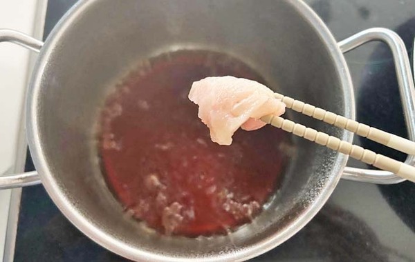 おかずやおつまみにぴったりな『鶏肉と長ネギの簡単すき煮』作ってみた