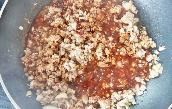 まだこねて作ってる？　キユーピーが教えるハンバーグレシピに「かなり時短！」