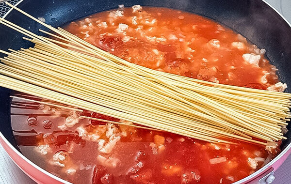 フライパンで豆腐を炒めて？　できたのはまさかの…「食べすぎ注意」「旨味すごい」