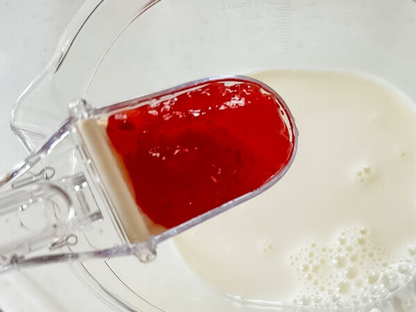 使いかけのジャム、冷蔵庫に眠ってない？　キユーピーの発想に「砂糖いらず」「３分で完成」