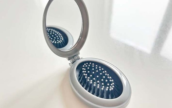 セリアで買った『丸形のグッズ』　使い道に「出先で助かる」「一石二鳥」