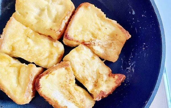 卵と牛乳なしで作れる『簡単フレンチトースト』とは？　「これはリピート決定」