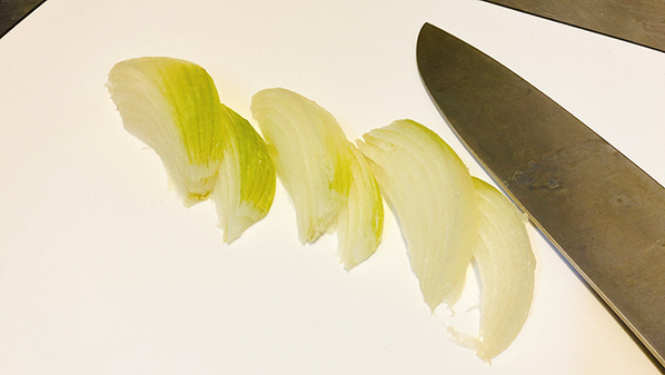 タマネギをのせトースターで５分加熱して　できた料理に「２日連続で食べた