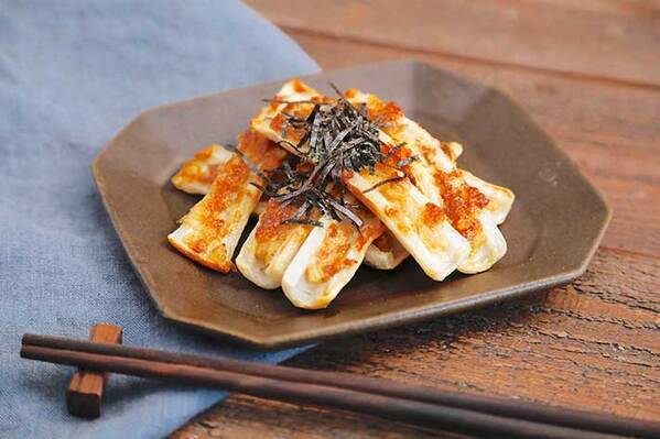 ちくわを半分に切って中に…　組み合わせに「これはヤバい」「食べすぎ注意」