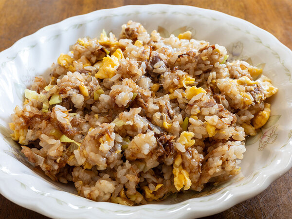 材料３つ、調味料３つ！　ロバート馬場流の炒飯に「今晩はこれに決めた」「感激した」