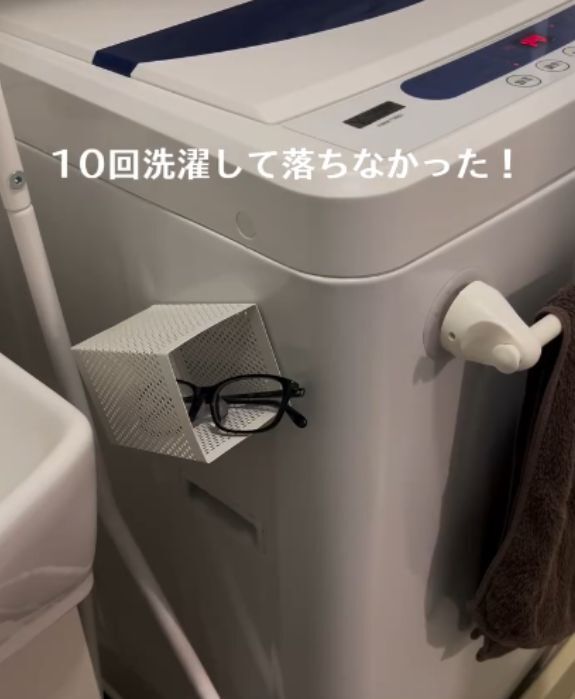 「その手があったか！」　洗面所に『ペン立て』を置いてみたら…？